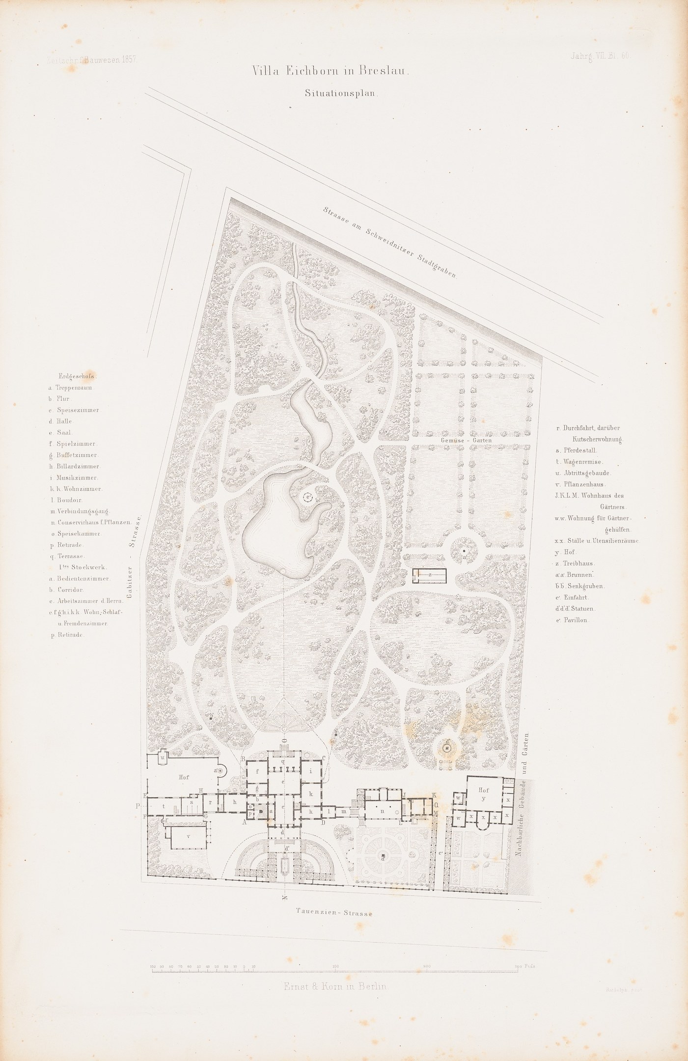 Ein altes Buch mit einer detaillierten Karte eines Parks auf dem Cover, das Bäume, Sträucher und andere Vegetation sowie Text mit Informationen über den Park zeigt.