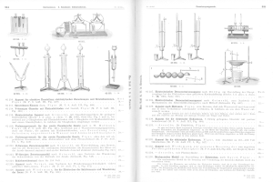 Offenes Buch mit Laborgeräte-Illustrationen und begleitendem Text.