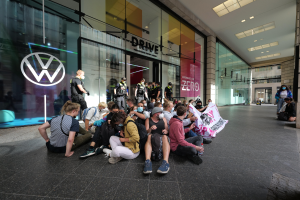 Daimler Works Council Blocks Overtime